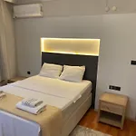 Alida Apartment *